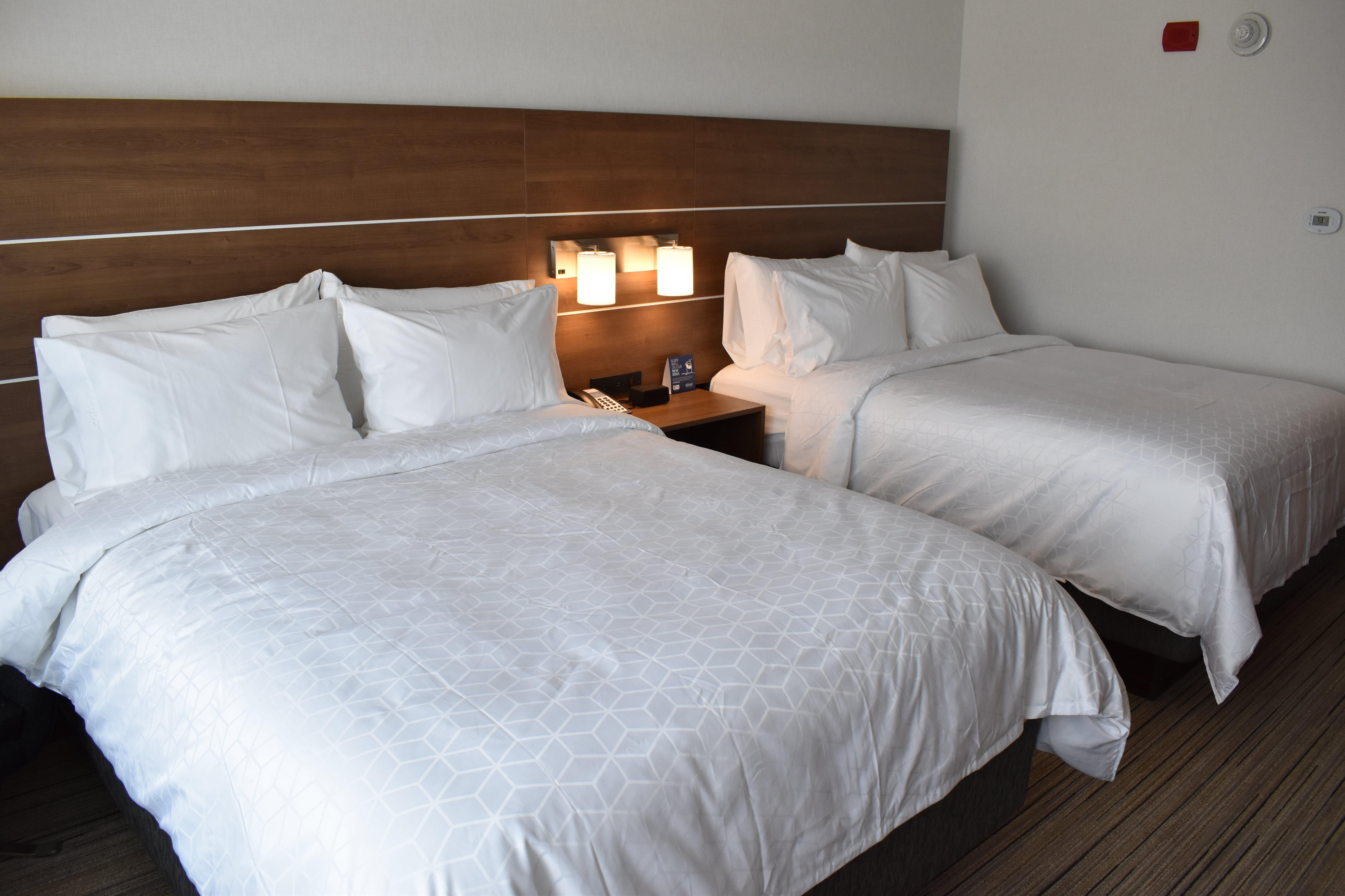 Holiday Inn Express & Suites - Boston South - Randolph By Ihg Εξωτερικό φωτογραφία