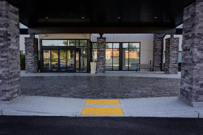 Holiday Inn Express & Suites - Boston South - Randolph By Ihg Εξωτερικό φωτογραφία